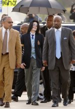 Michael+Jackson+Michael+Jackson+Trial+Continues+ESRT9L4PdoUl.jpg