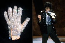 mj_auction2_glove.jpg