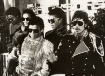 bw-Press-Conference-The-Jacksons-1984-Victory-Tour-2.jpg